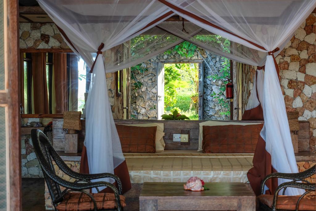 Hotel Seasons Zanzibar 3*